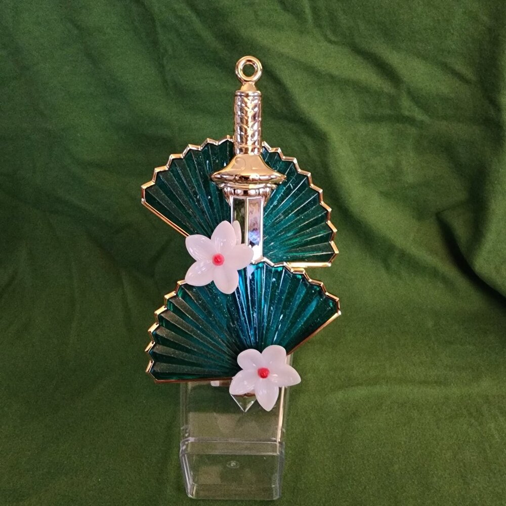 WALLFLOWER - MULAN NIGHTLIGHT